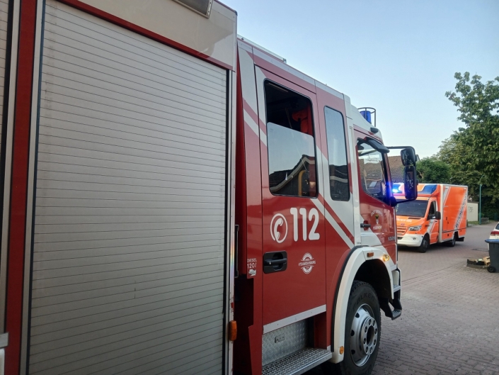 2025-06-13_Person in Wohnung