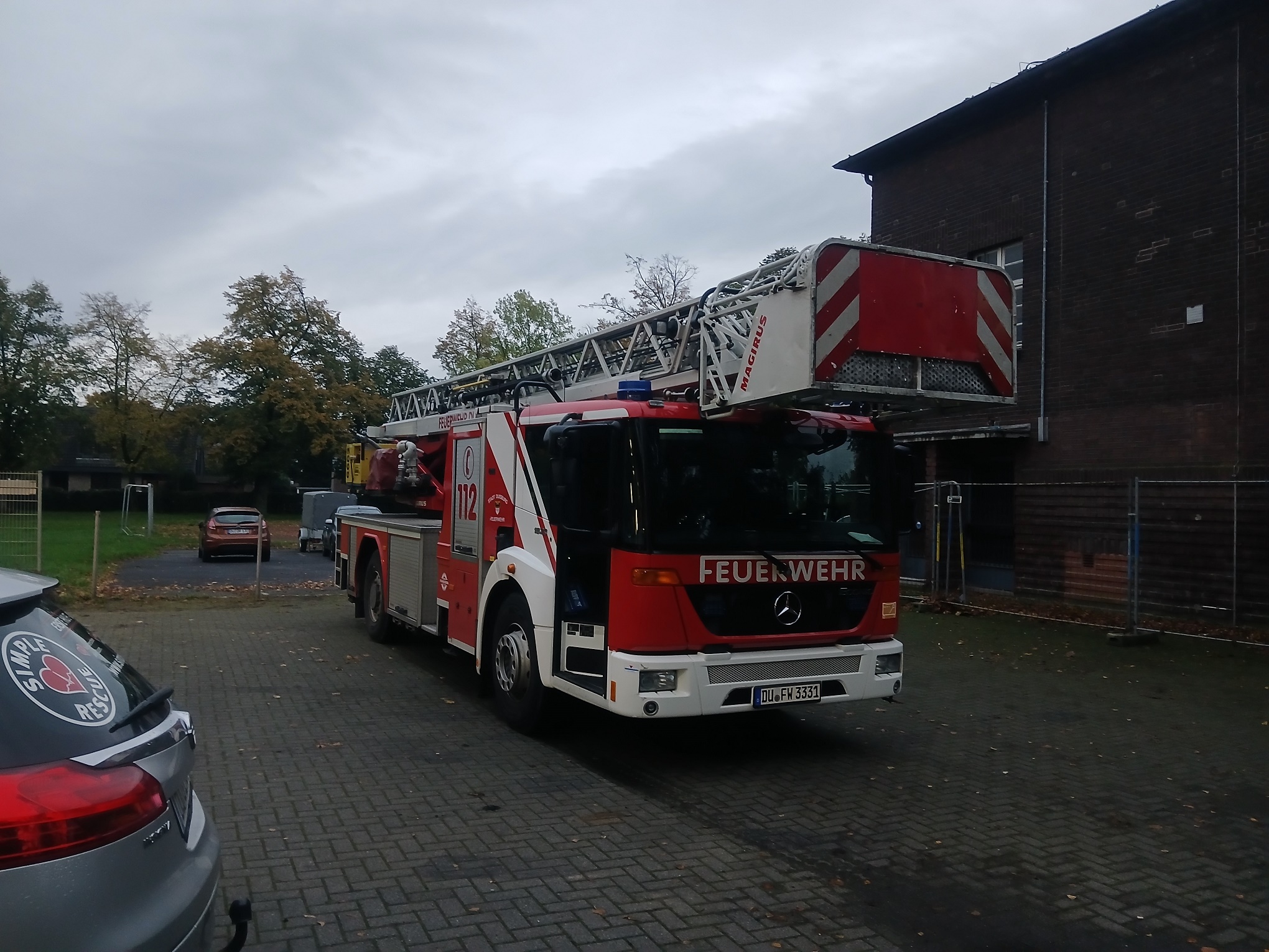 Drehleiter 23/12 mit Korb – Detailansicht Leiterpark